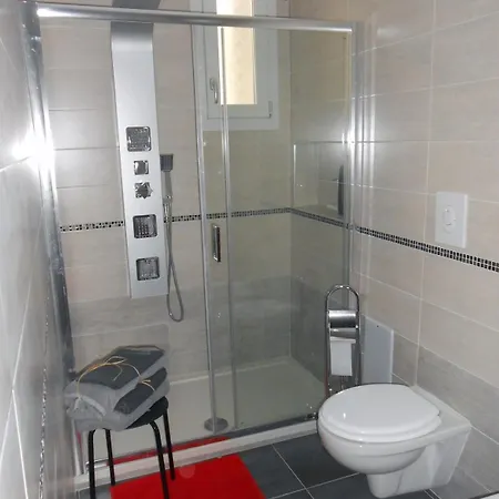 Διαμέρισμα Mary's *